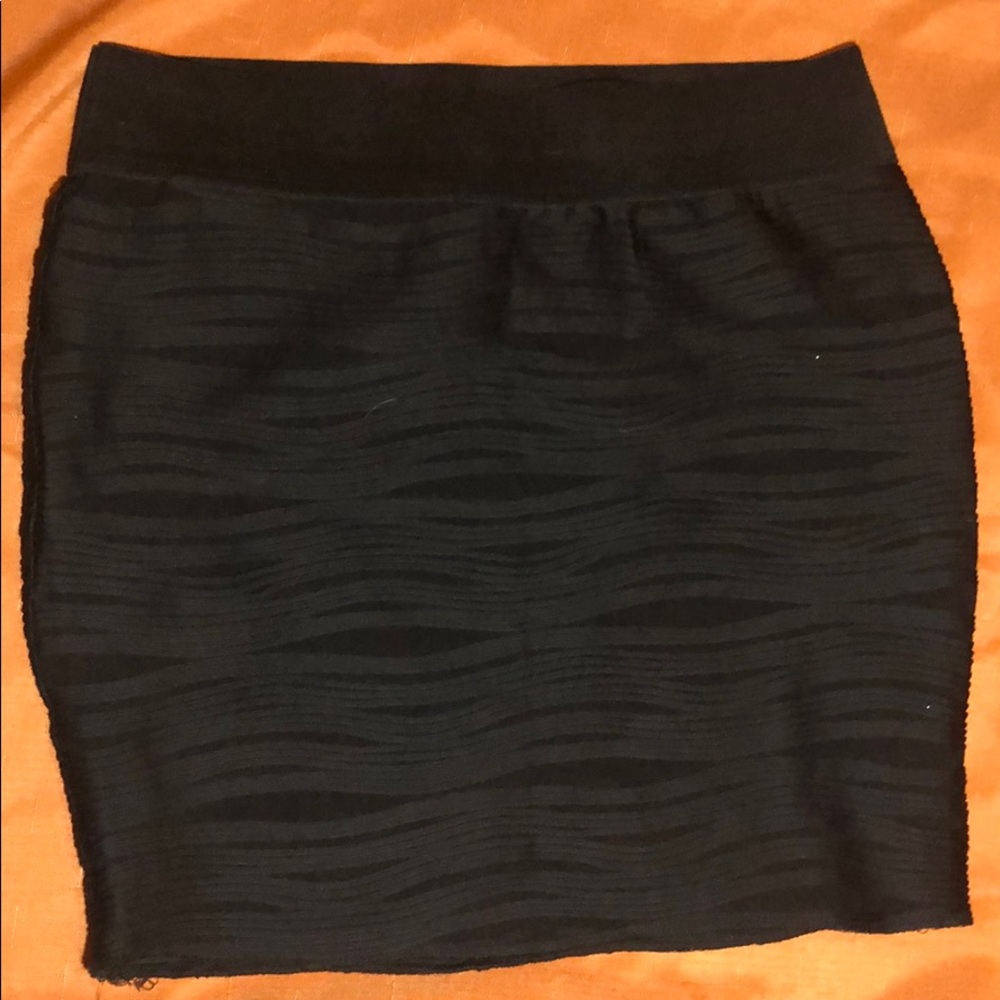 Elegant Black Pencil Skirt